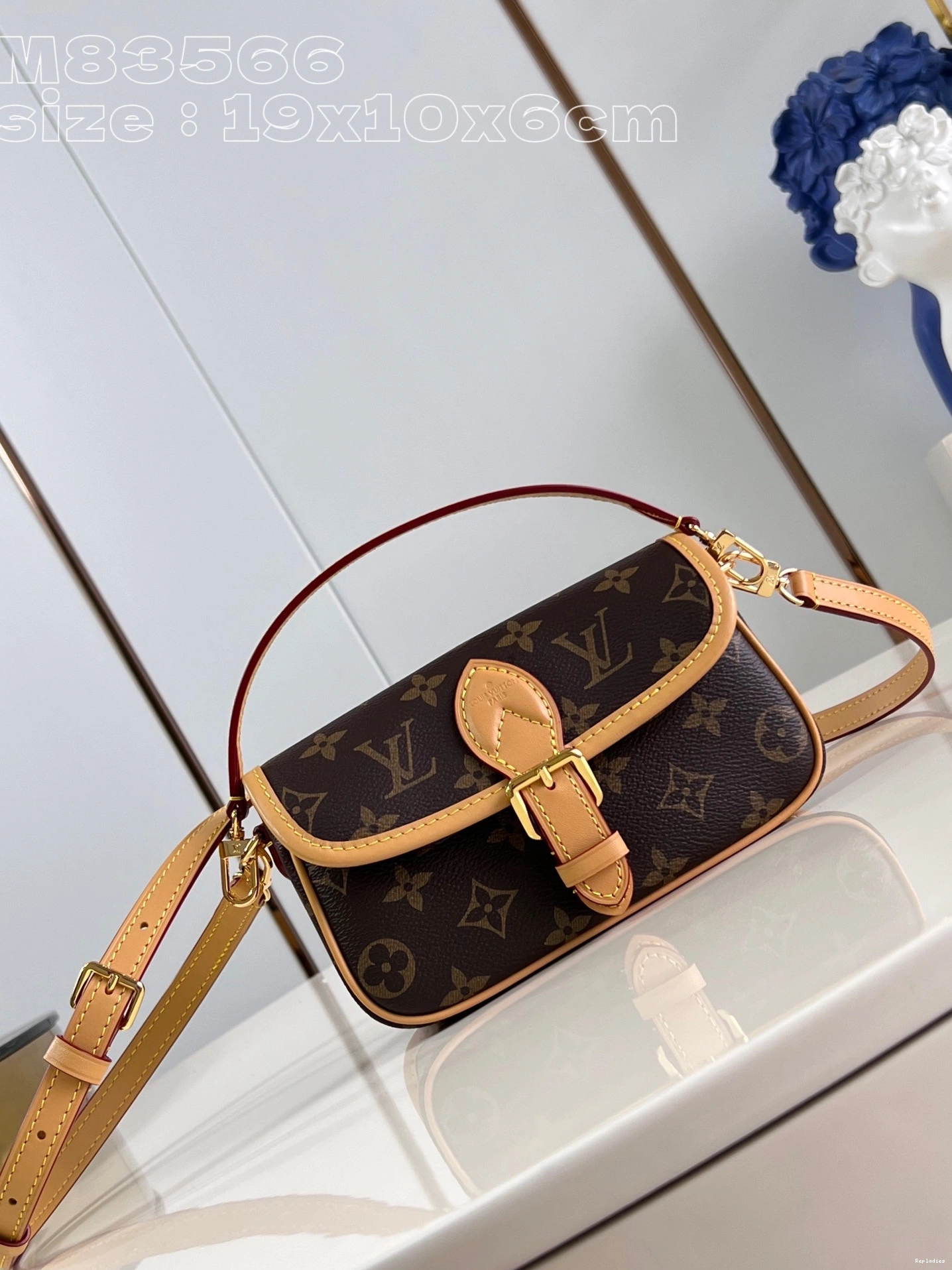 Cheap LOUIS VUITTON Diane-19*10.5*6 Nano CM 0728